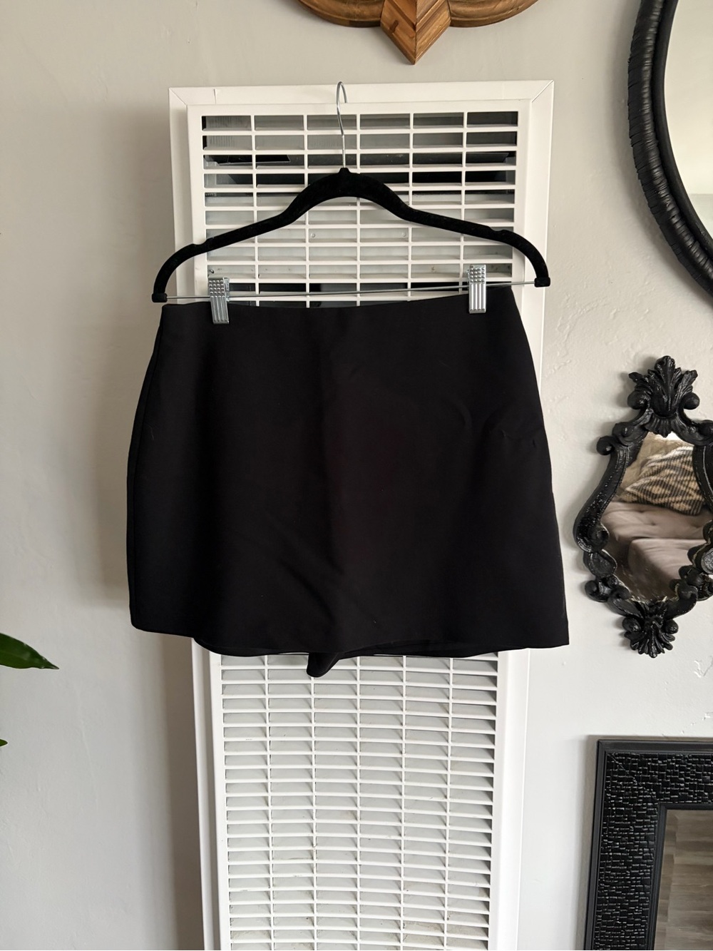 Abercrombie and fitch Scarlett mini skort ultra high rise size medium Curve love